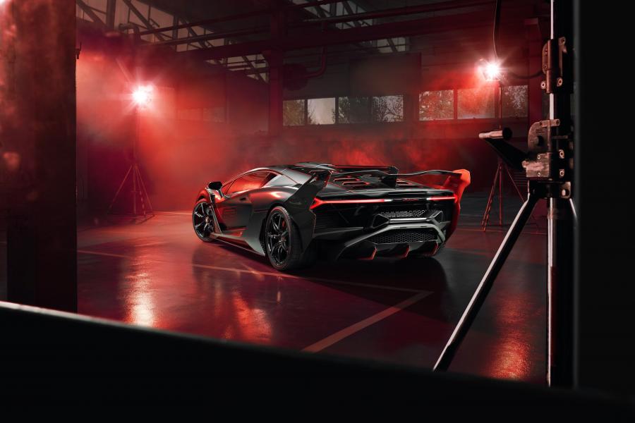  Lamborghini SC18 2018 года  (фото 11 из 12)